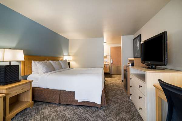  - Best Western Golden Spike Inn & Suites Hill City