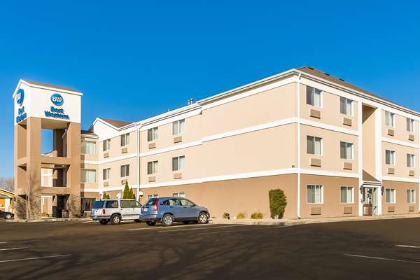 Exterior view - Best Western Empire Towers Hotel Sioux Falls - I-29, Exit 77