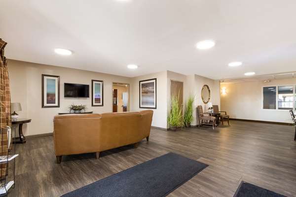  - Best Western Empire Towers Hotel Sioux Falls - I-29, Exit 77