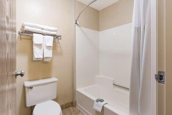  - Best Western Empire Towers Hotel Sioux Falls - I-29, Exit 77