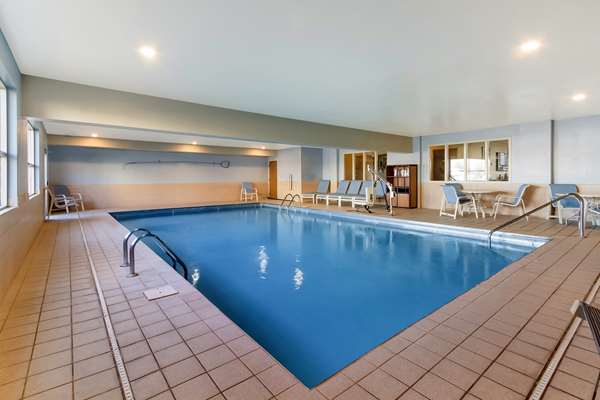Pool - Best Western Empire Towers Hotel Sioux Falls - I-29, Exit 77