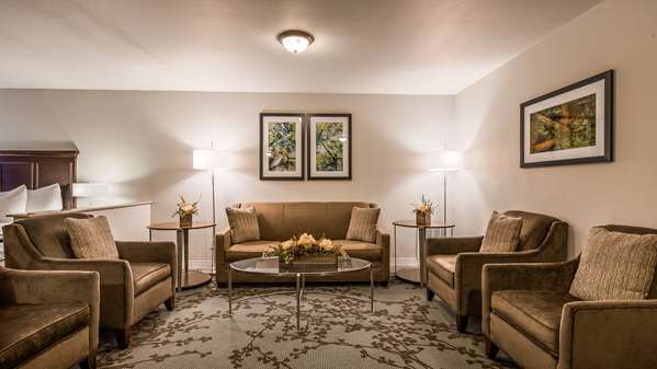 Suite - Best Western Black Hills Lodge Spearfish - I-90, Exit 12