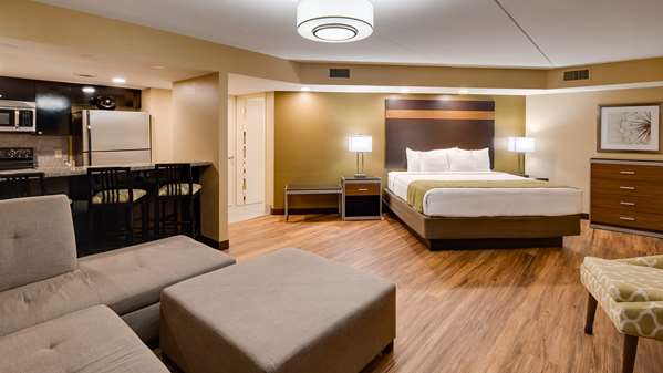 Suite - Best Western Pigeon Forge Plaza Inn