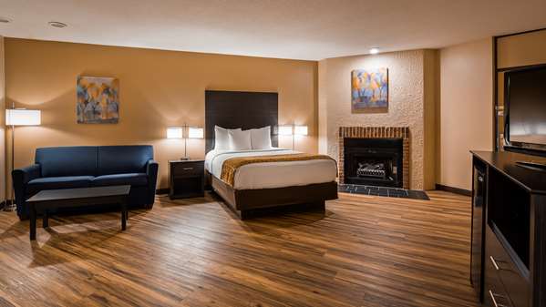Suite - Best Western Toni Inn Pigeon Forge