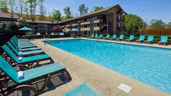 Pool - Best Western Toni Inn Pigeon Forge