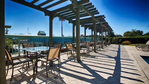  - Best Western Newport Inn - I-40, Exit 435