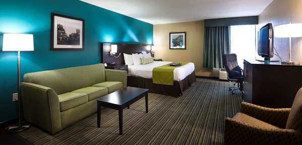 Suite - Best Western Plus Knoxville Cedar Bluff Hotel - I-40 & I-75, Exit 378