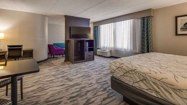 Suite - Best Western Plus Knoxville Cedar Bluff Hotel - I-40 & I-75, Exit 378