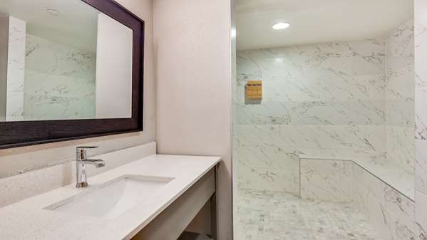 Suite - Best Western Plus Knoxville Cedar Bluff Hotel - I-40 & I-75, Exit 378