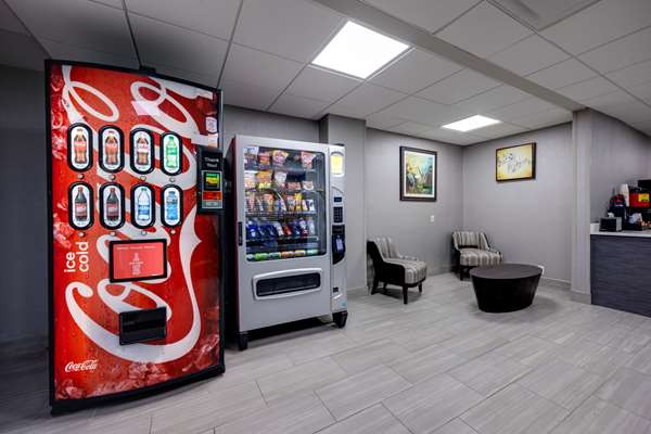  - Best Western Plus Music Row Hotel Nashville - I-40 & I-65, Exit 209