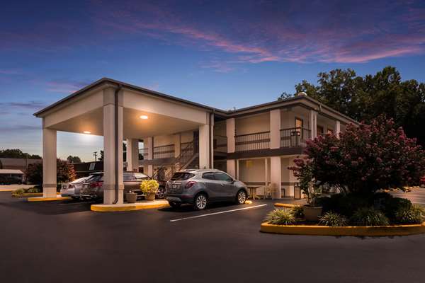 Exterior view - Best Western Inn McKenzie