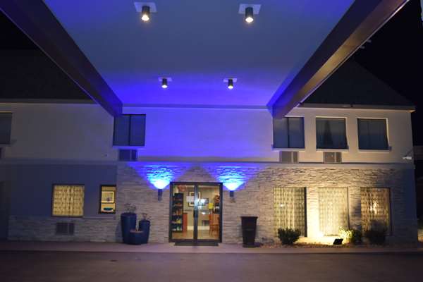 Exterior view - Best Western Dickson Hotel - I-40, Exit 172