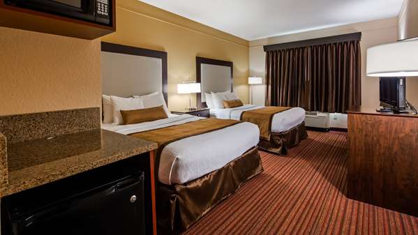  - Best Western Plus Strawberry Inn & Suites Knoxville - I-40, Exit 398