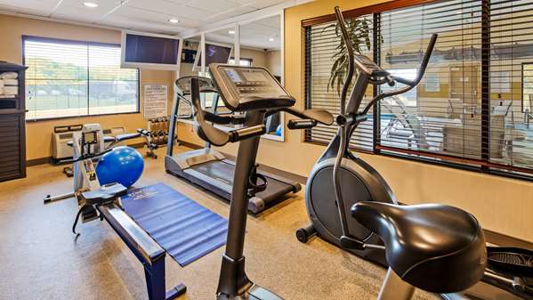 Fitness/ Exercise Room - Best Western Plus Strawberry Inn & Suites Knoxville - I-40, Exit 398