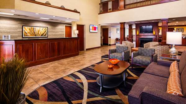  - Best Western Plus Strawberry Inn & Suites Knoxville - I-40, Exit 398