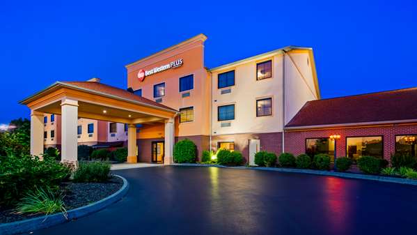 Exterior view - Best Western Plus Strawberry Inn & Suites Knoxville - I-40, Exit 398