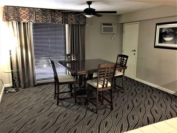  - Best Western Plus Galleria Inn & Suites Bartlett - I-40, Exit 18