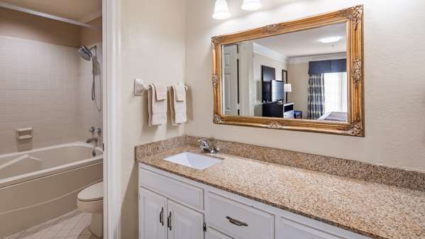 Suite - Best Western Inn & Suites Spring Hill