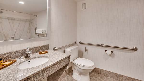  - Best Western Plus Belle Meade Inn & Suites Nashville - I-40, Exit 204