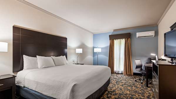  - Best Western Inn & Suites Brentwood - I-65, Exit 74