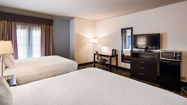  - Best Western Inn & Suites Brentwood - I-65, Exit 74