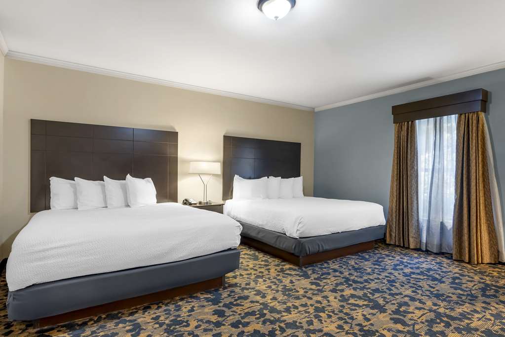 Best Western Brentwood-guestroom-Guest Room,On-Site.jpg