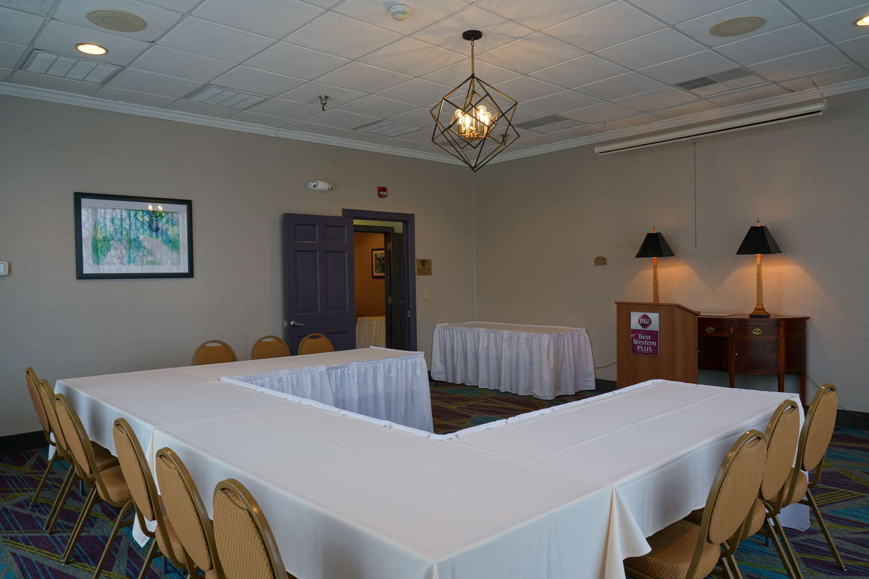 Mountain View Room