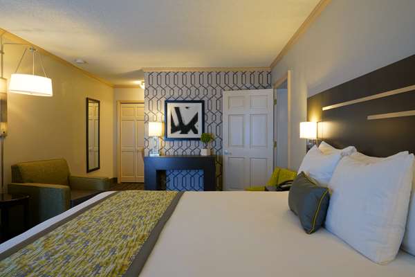 Suite - Best Western Plus Morristown Conference Center Hotel - I-81, Exit 8