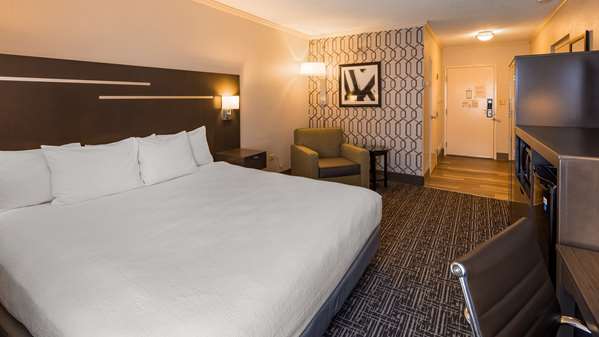  - Best Western Plus Morristown Conference Center Hotel - I-81, Exit 8