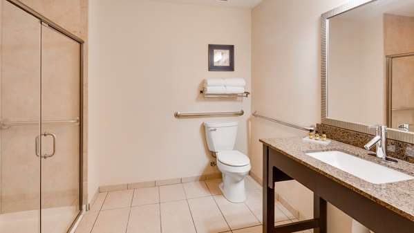  - Best Western Plus Atrium Inn & Suites Clarksville - I-24, Exit 4