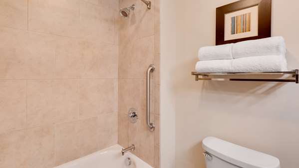  - Best Western Plus Atrium Inn & Suites Clarksville - I-24, Exit 4