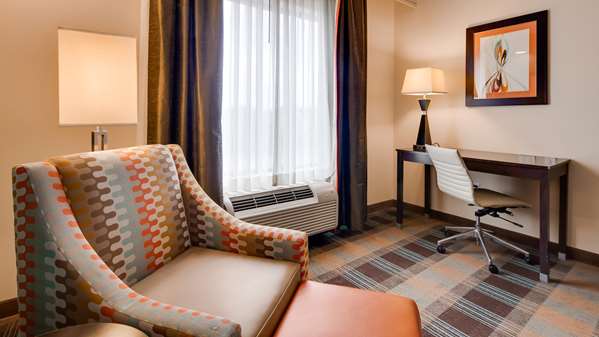  - Best Western Plus Atrium Inn & Suites Clarksville - I-24, Exit 4