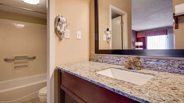  - Best Western Canton Inn - I-20, Exit 527