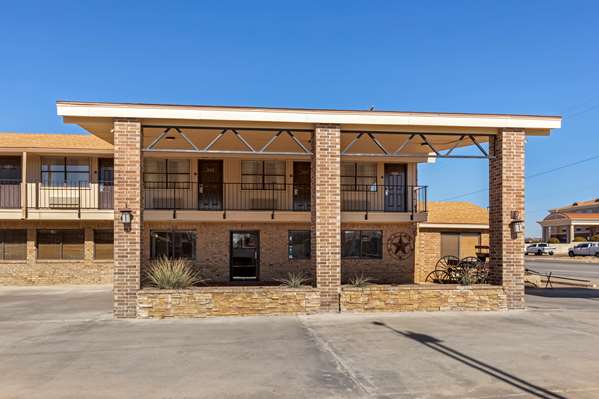 Exterior view - Best Western Caprock Inn Brownfield