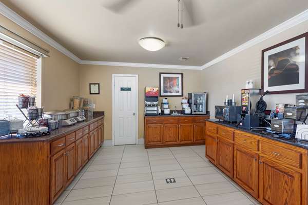 Amenities - Best Western Caprock Inn Brownfield