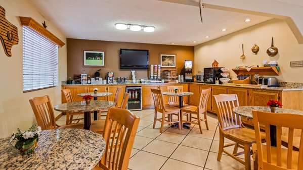 Amenities - Best Western Motel Llano