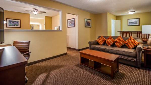 Suite - Best Western Motel Llano