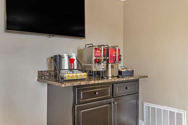  - Best Western Brady Inn