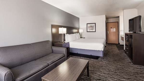  - Best Western Santa Fe Amarillo - I-40, Exit 73