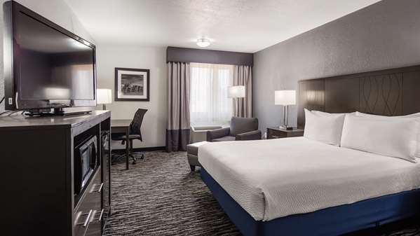 - Best Western Santa Fe Amarillo - I-40, Exit 73