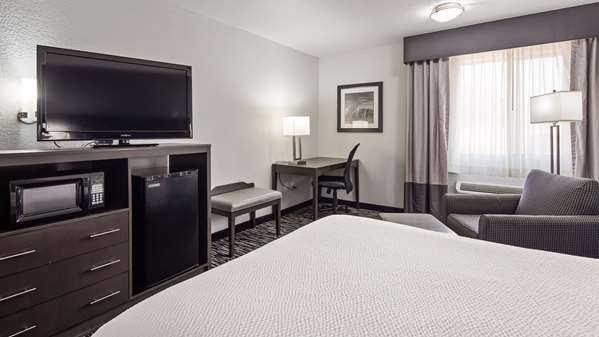  - Best Western Santa Fe Amarillo - I-40, Exit 73