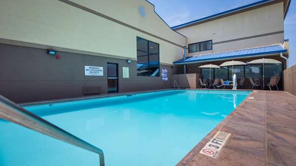 Pool - Best Western Santa Fe Amarillo - I-40, Exit 73