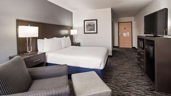  - Best Western Santa Fe Amarillo - I-40, Exit 73