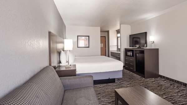  - Best Western Santa Fe Amarillo - I-40, Exit 73