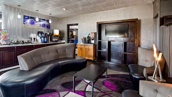  - Best Western Santa Fe Amarillo - I-40, Exit 73