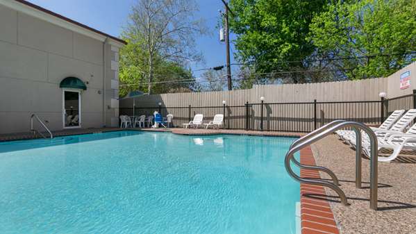 Pool - Best Western San Marcos Inn - I-35, Exit 205