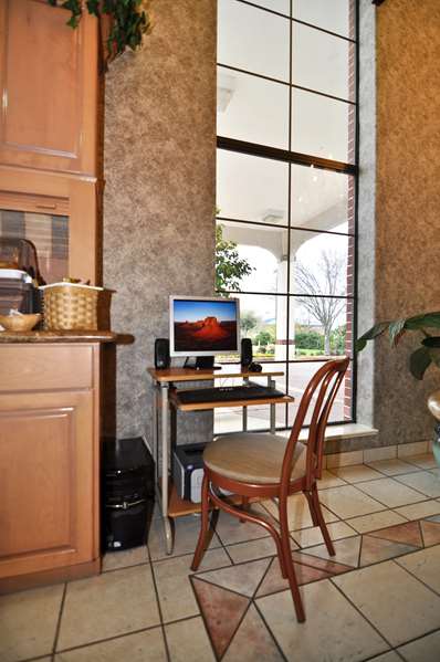 Conference Area - Best Western Pearland Inn