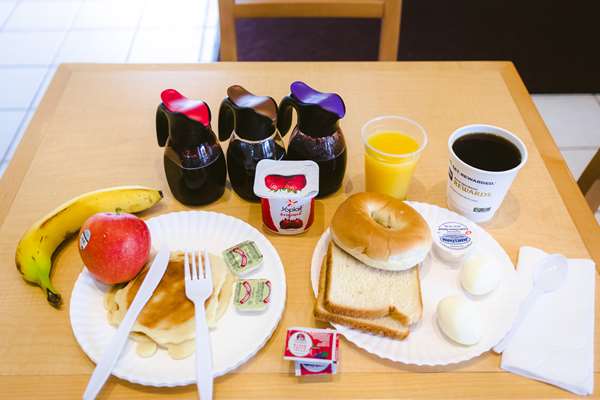 Amenities - Best Western Pearland Inn