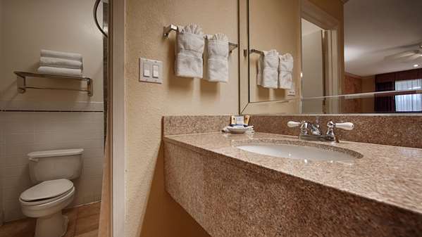  - Best Western Pearland Inn