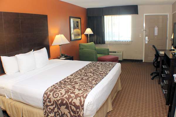  - Best Western Inn & Suites New Braunfels - I-35, Exit 189